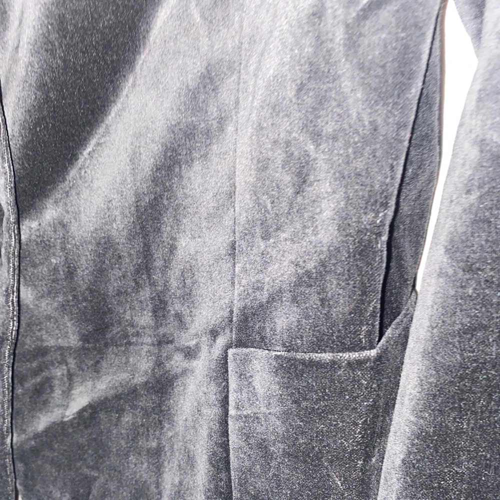 Studio works women’s faux velvet women’s blazer - Picture 4 of 12